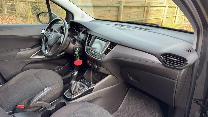 Opel Crossland X 1.2 Turbo 110 Édition