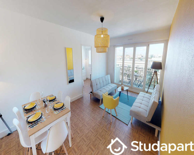 Chambre - 90 m² - 1 pièce