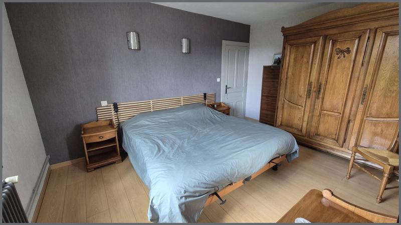 Maison - 185 m² - 185 pièces