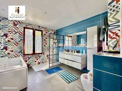 Propriété - 380 m² - 10 pièces