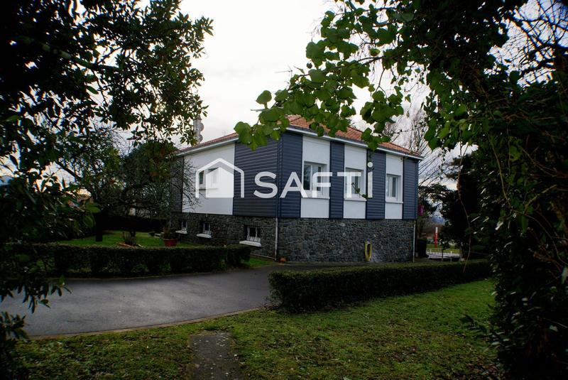 Maison - 167 m² - 8 pièces