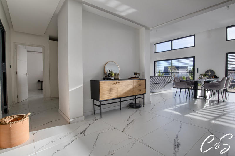 Maison - 162 m² - 6 pièces