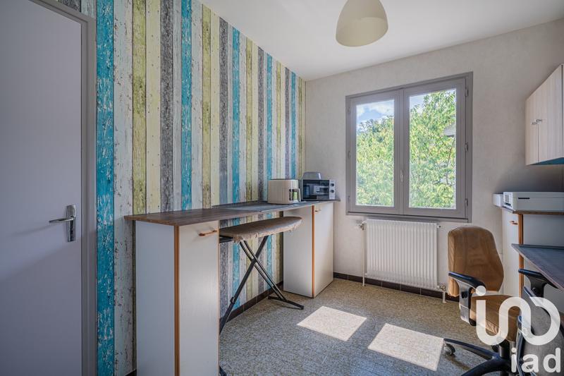 Maison - 181 m² - 8 pièces