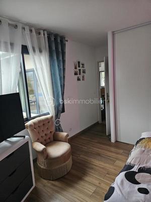 Maison - 110 m² - 4 pièces