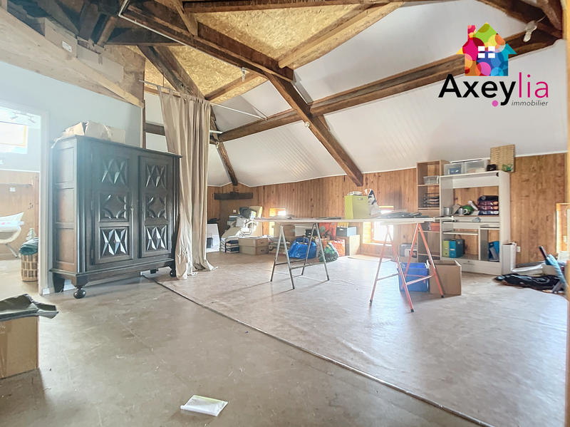 Maison - 232 m² - 9 pièces