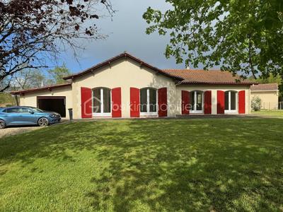 Maison traditionnelle - 135 m² - 5 pièces