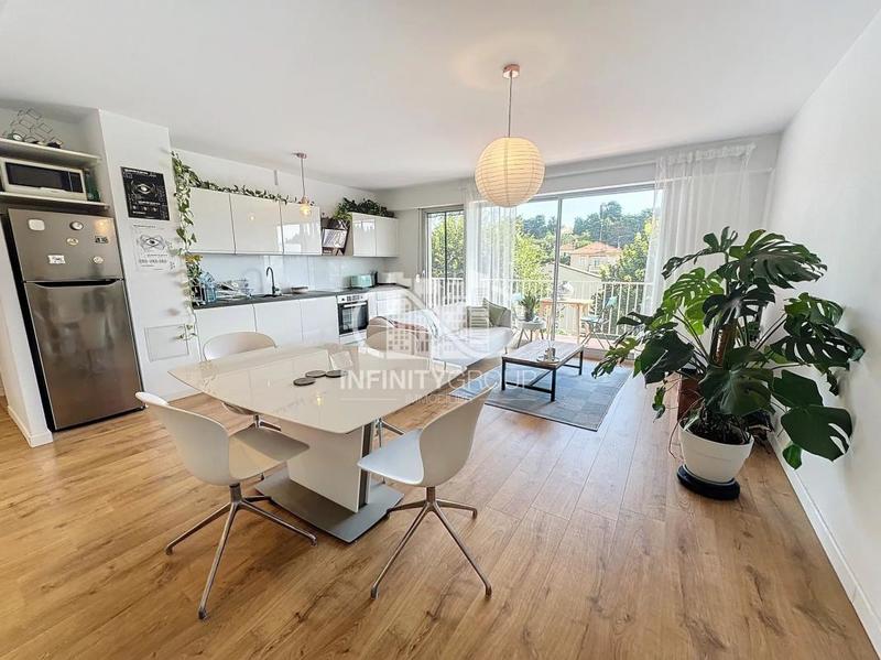 Appartement - 48 m² - 2 pièces