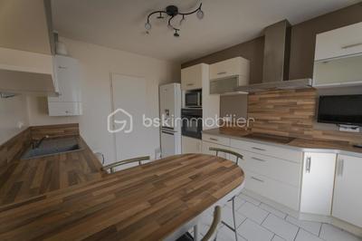 Maison de ville - 82 m² - 4 pièces