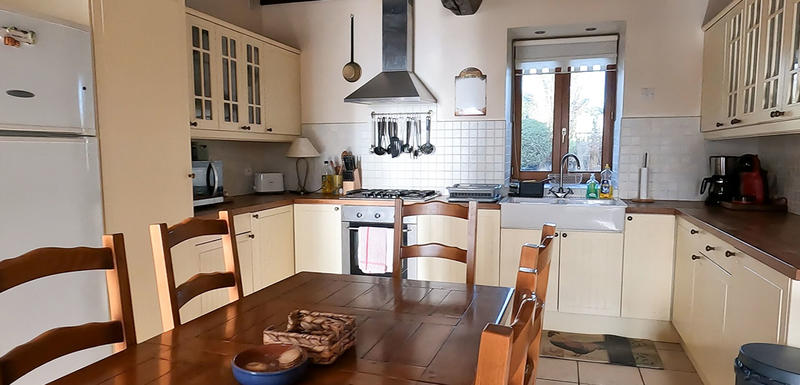 Maison - 92 m² - 5 pièces