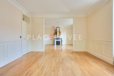 Appartement - 224 m² - 10 pièces