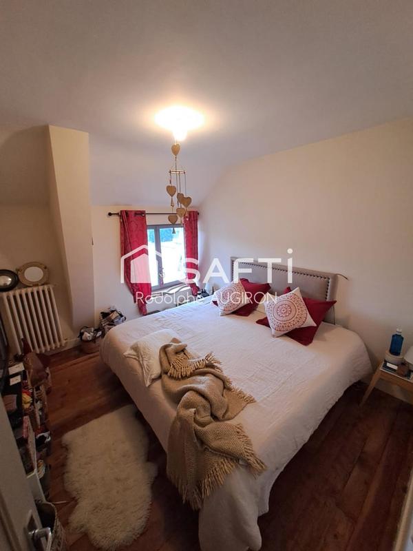 Maison - 90 m² - 4 pièces