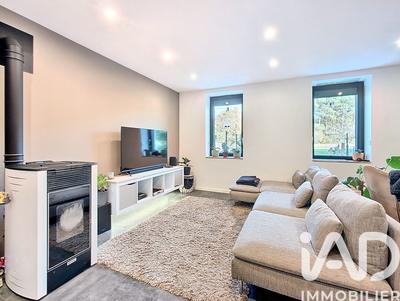 Maison - 97 m² - 4 pièces