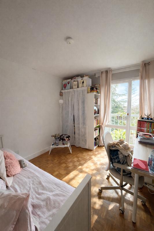 Appartement - 100 m² - 5 pièces