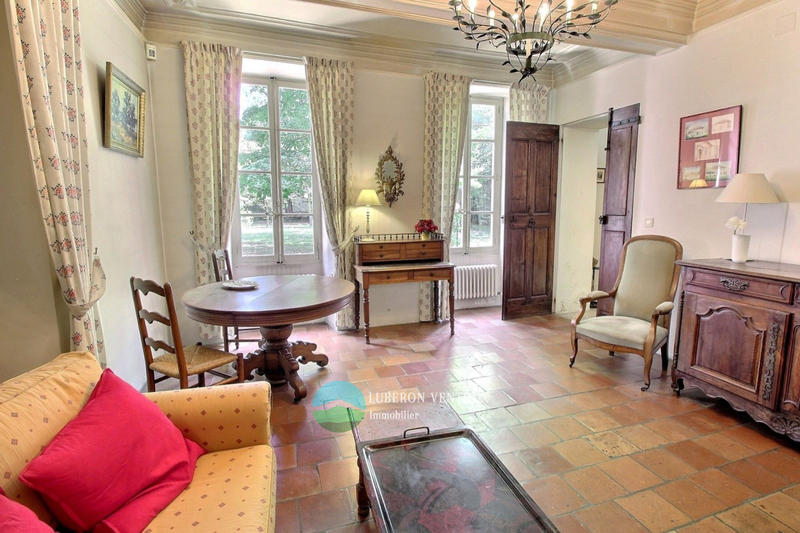 Maison - 189 m² - 7 pièces