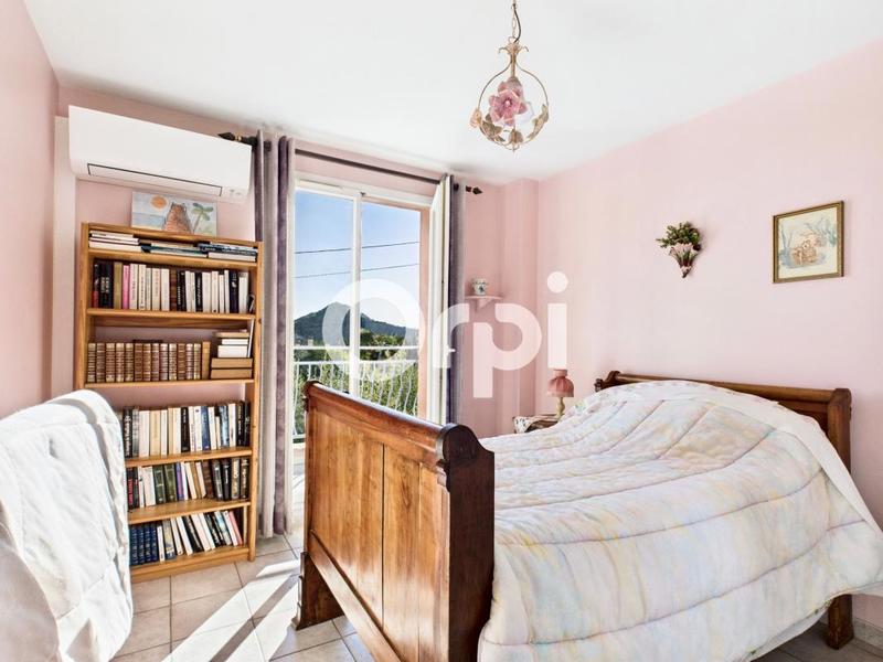 Villa - 136 m² - 4 pièces