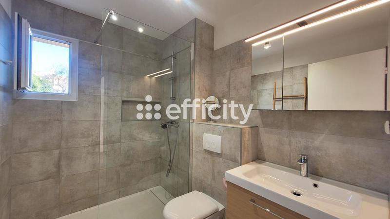 Pavillon - 85 m² - 4 pièces