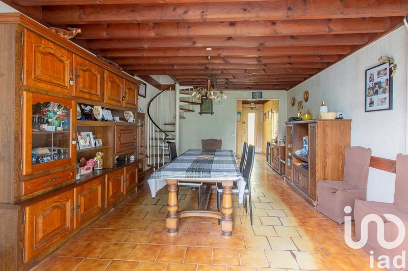 Maison - 96 m² - 5 pièces