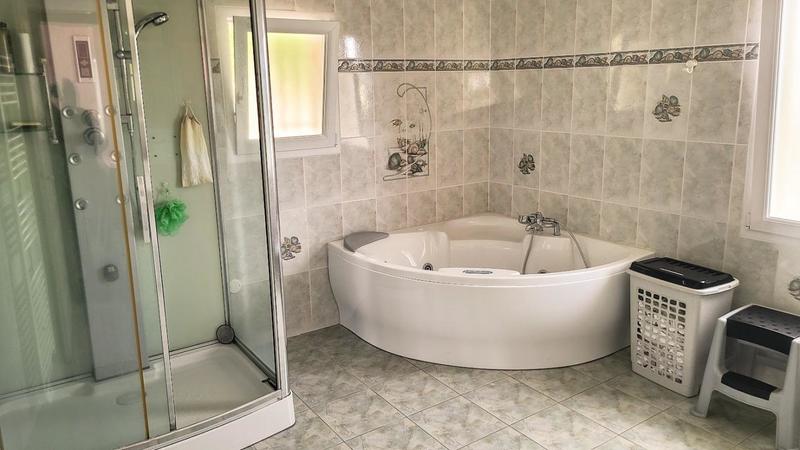 Maison - 147 m² - 5 pièces