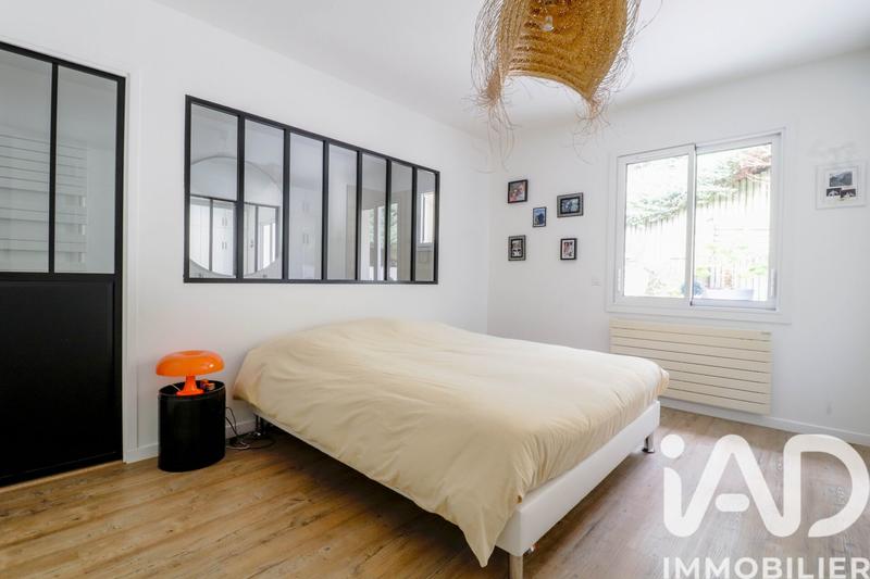 Maison - 210 m² - 7 pièces