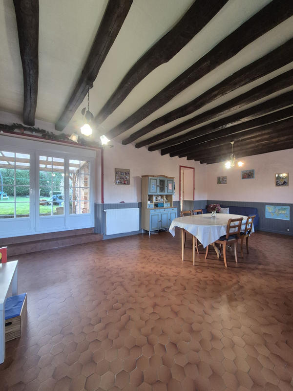 Maison - 184 m² - 7 pièces