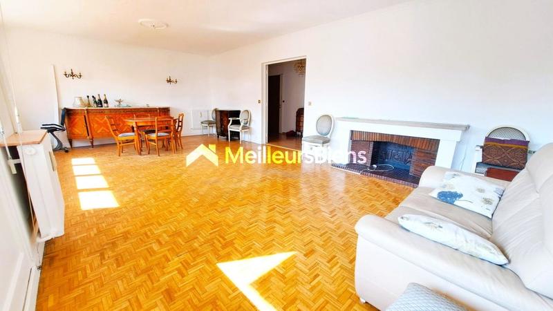 Appartement - 96 m² - 4 pièces