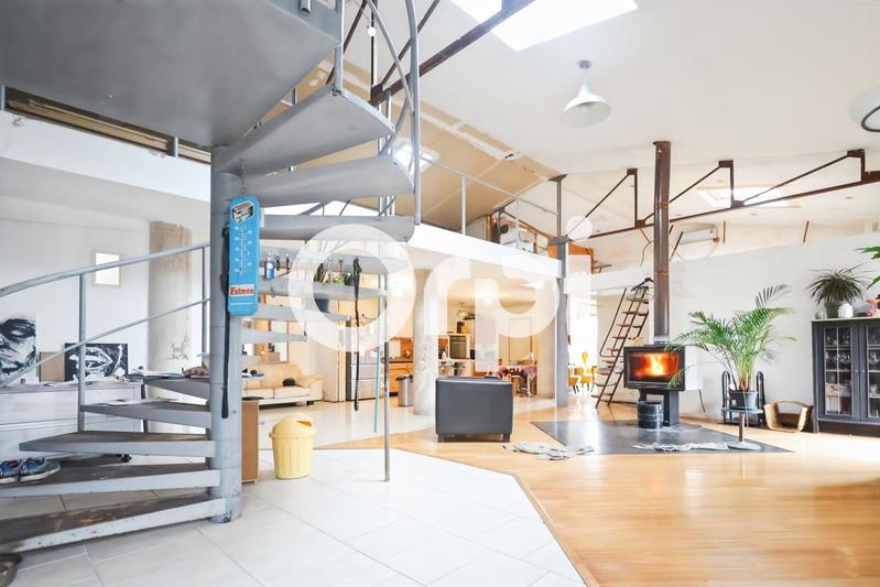 Maison - 144 m² - 5 pièces