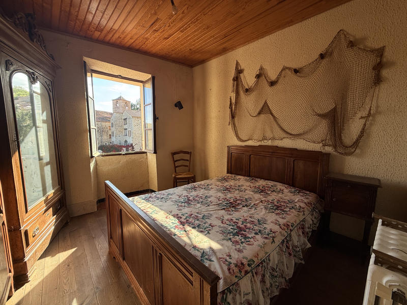 Maison - 265 m² - 8 pièces