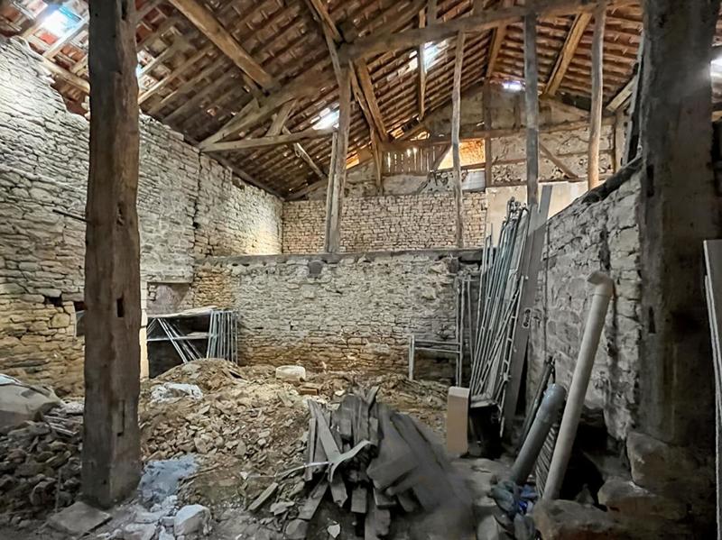 Maison - 185 m² - 8 pièces