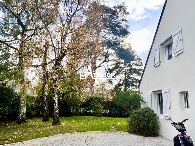 Maison - 149 m² - 7 pièces