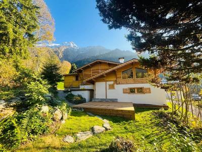 Maison - 160 m² - 7 pièces