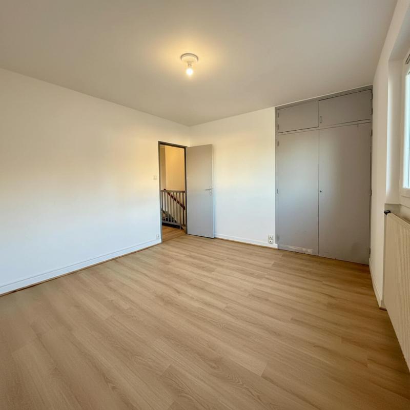 Maison - 93 m² - 5 pièces