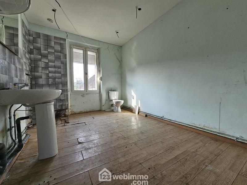 Maison - 95 m² - 4 pièces