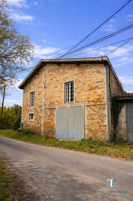 Maison ancienne - 170 m² - 6 pièces