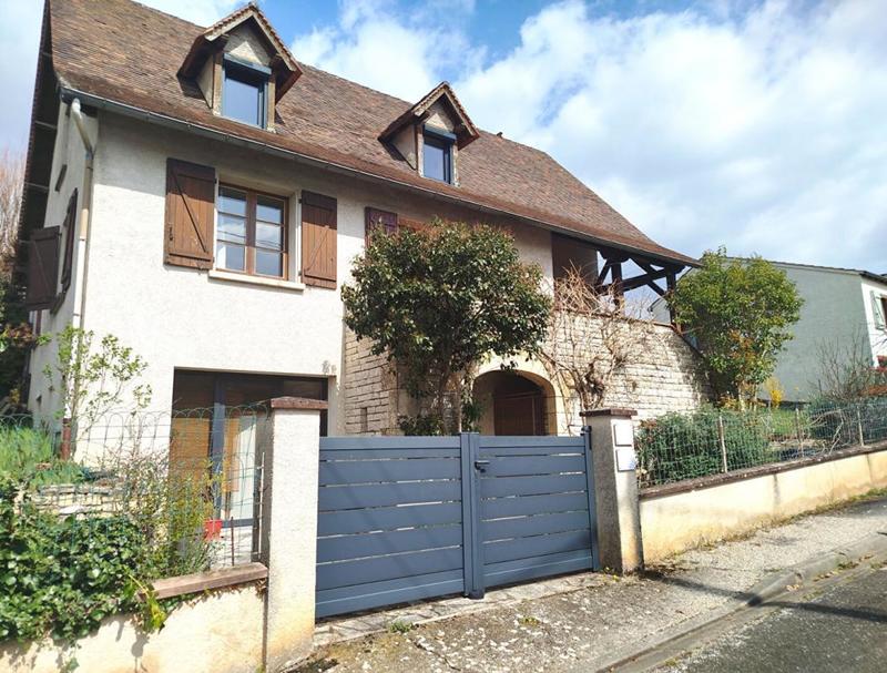 Maison - 170 m² - 7 pièces