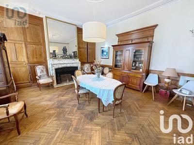 Maison de maîtres - 495 m² - 12 pièces