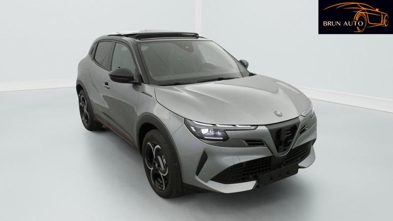 Alfa Romeo Junior 1.2 Ibrida 145 ch eDCT6 Speciale