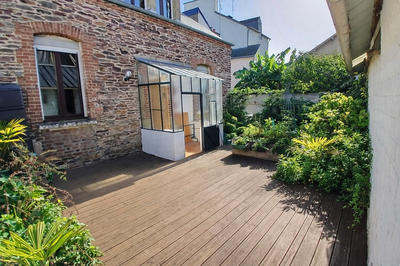 Maison - 195 m² - 7 pièces