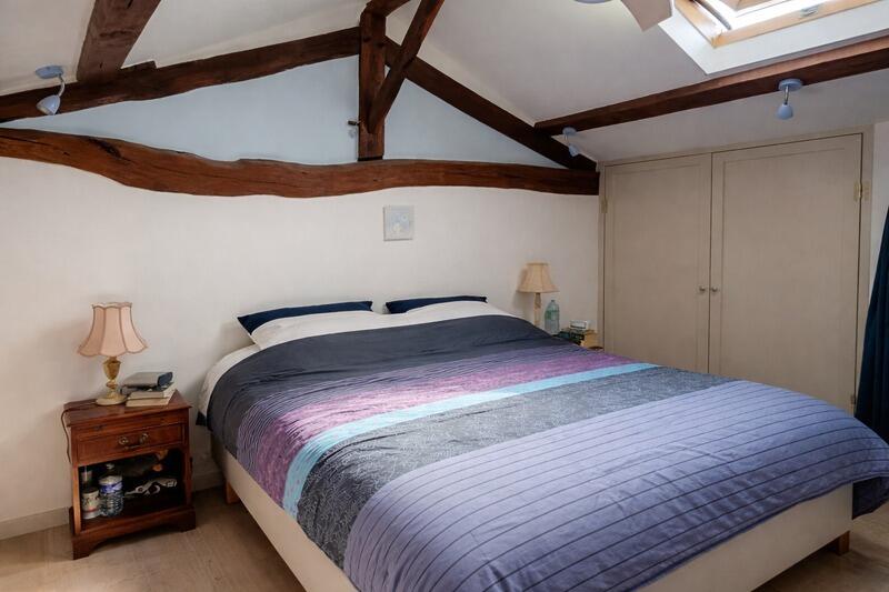 Maison - 330 m² - 12 pièces