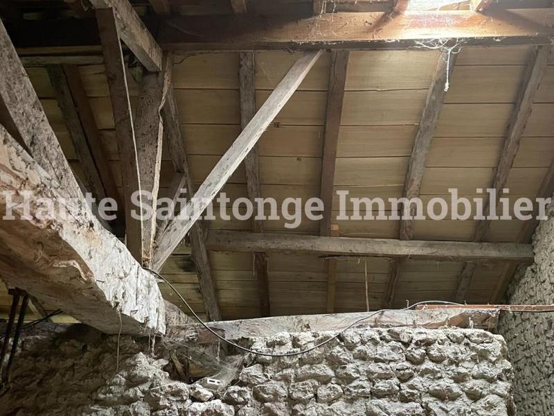 Maison de village - 89 m² - 3 pièces