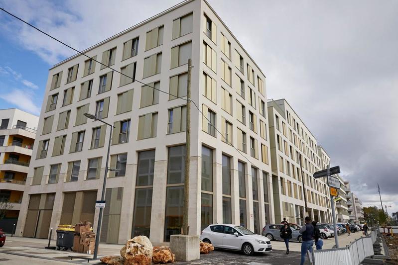 Studio - 10 m² - 1 pièce