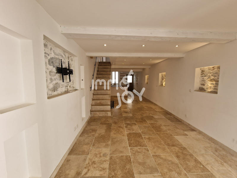 Maison - 95 m² - 4 pièces