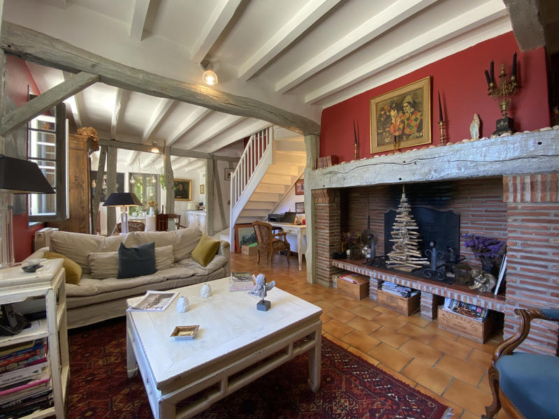 Propriété - 180 m² - 6 pièces