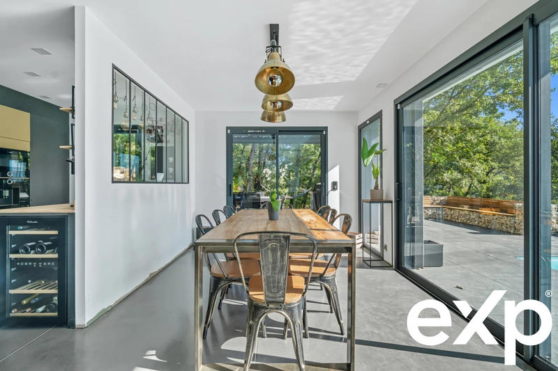 Maison - 160 m² - 6 pièces