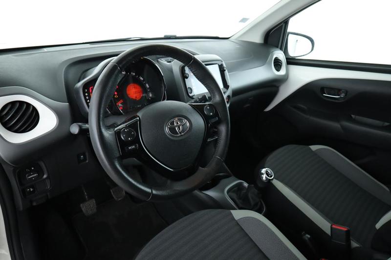 Toyota Aygo 1.0 Vvt-i X-Play 5p 72 ch