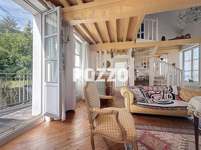 Maison - 163 m² - 6 pièces