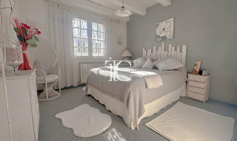 Maison - 97 m² - 5 pièces