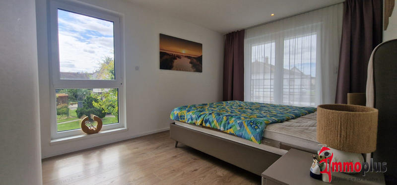 Maison - 192 m² - 6 pièces