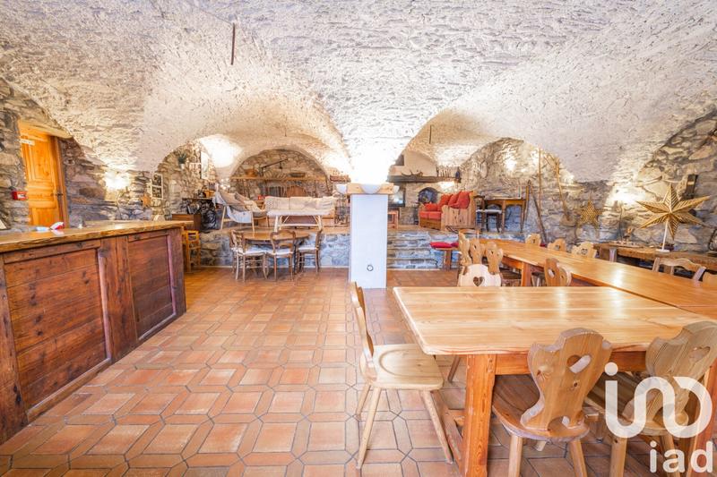 Appartement - 85 m² - 2 pièces