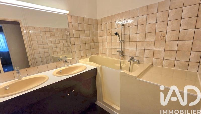 Appartement - 85 m² - 4 pièces