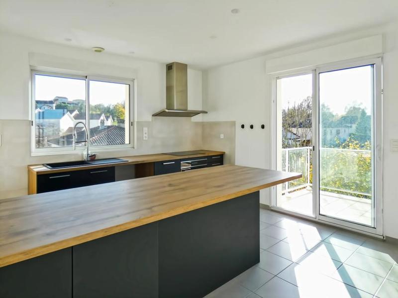 Appartement - 110 m² - 5 pièces